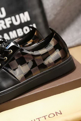 LV Fashion Casual Shoes Men--083